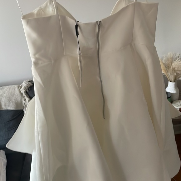 Bardot Annabelle Bow Mini Dress (Reception Look, After Party, Bachelorette) - Picture 5 of 8